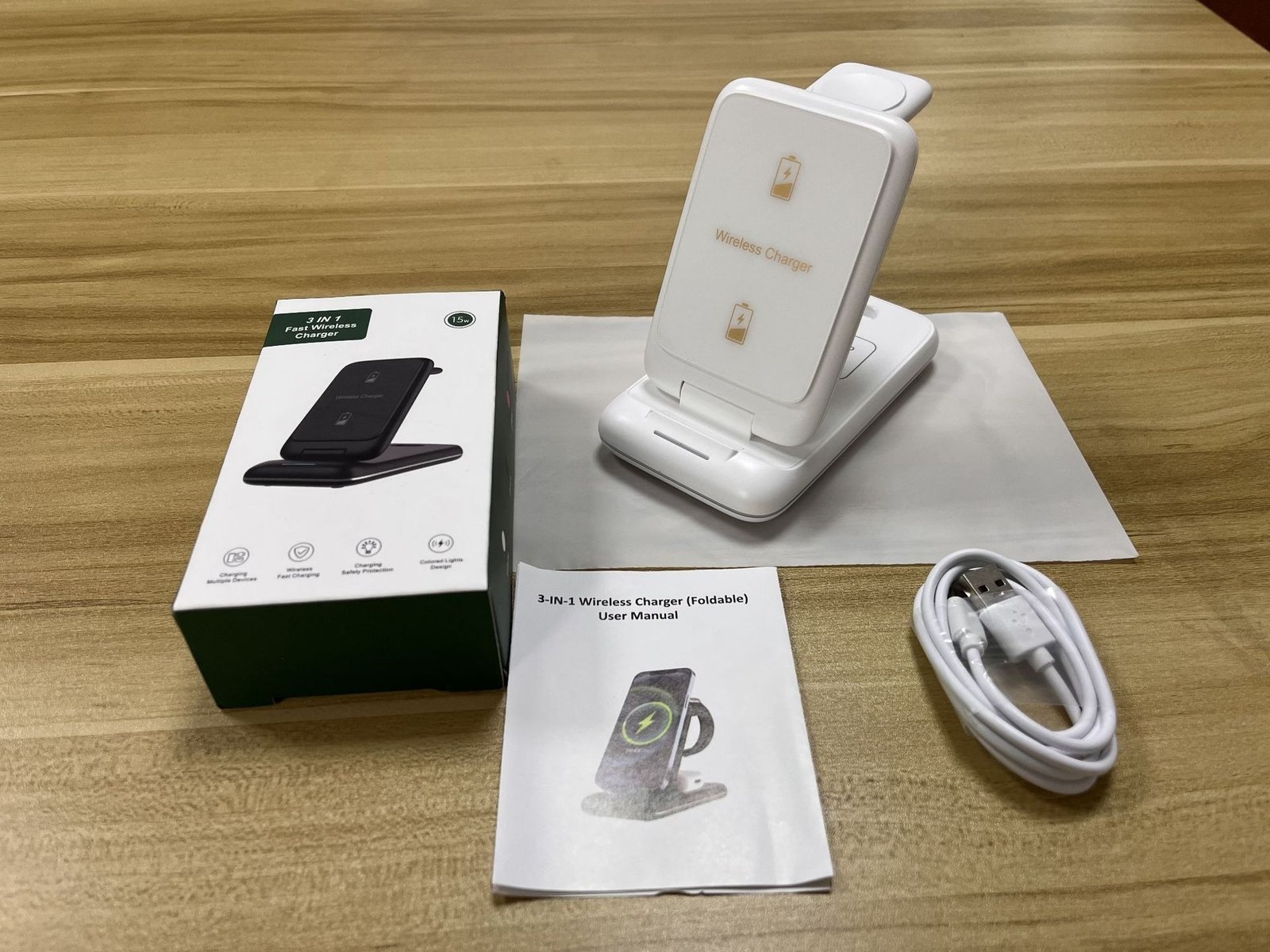 3-in-1 Wireless Charger Foldable Removable Charger - Image 7